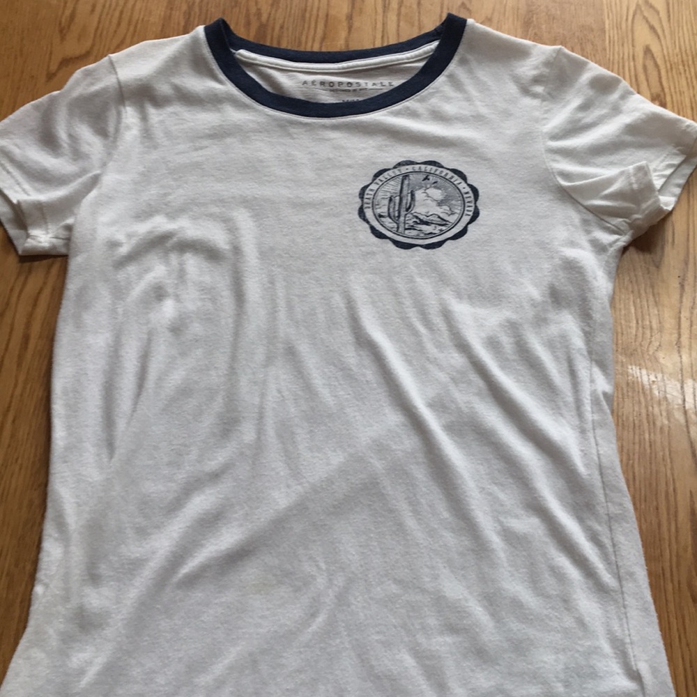 Aeropostale t shirt